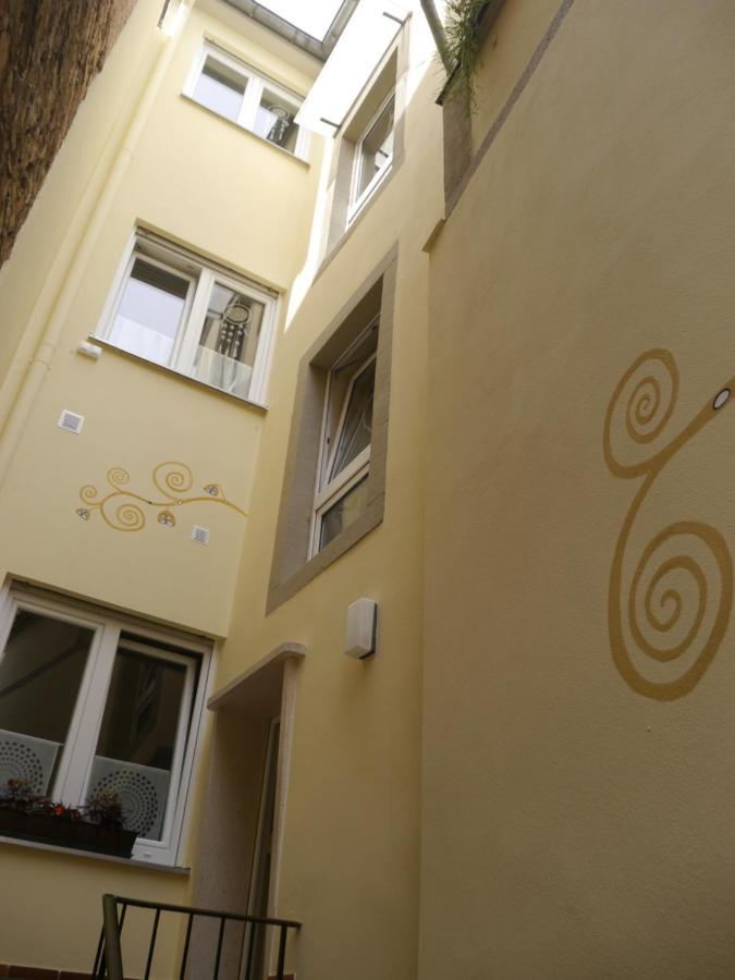 Ferienwohnung Munich Traben-Trarbach Bagian luar foto